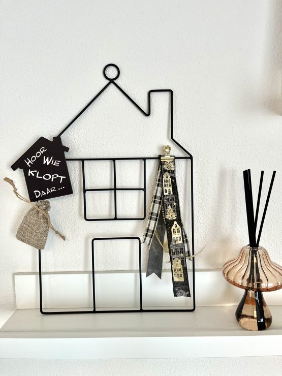 DIY Metalen huisje